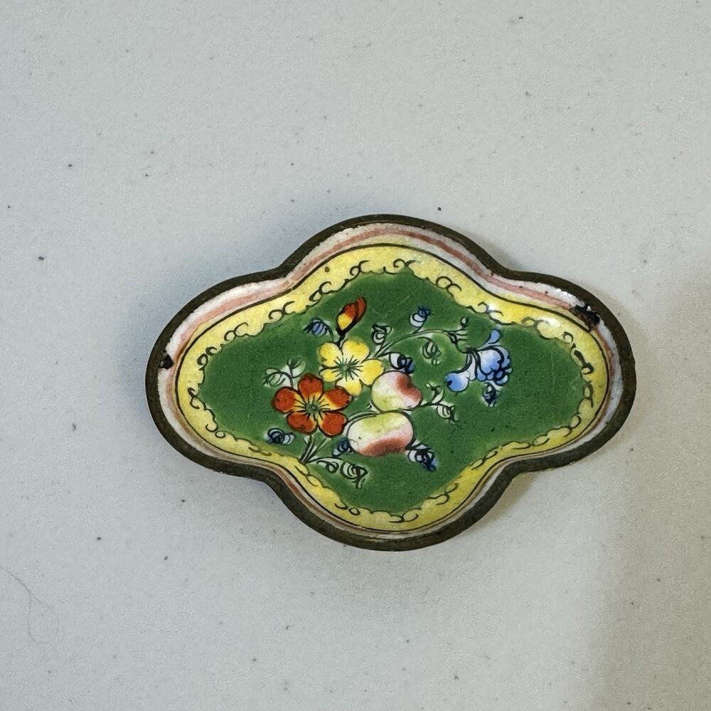 VTG Chinese Lobed Canton Enamel Trinket Tray Asian Cloisonné Mini Decorate Dish